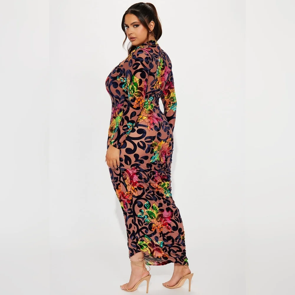 Fashion nova flower velvet dress - Picture 4 of 10